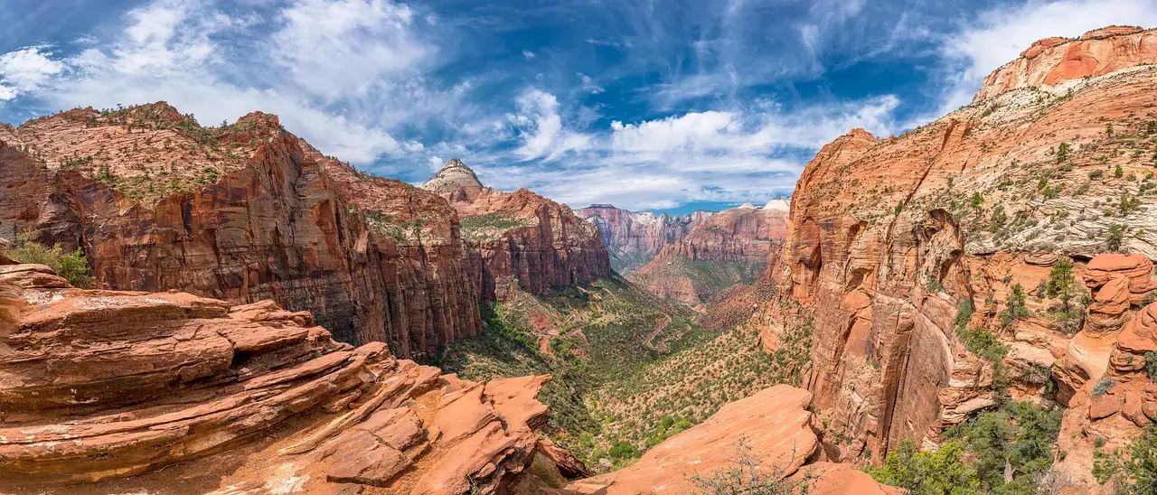 Red sandstone cliffs and the canyon floor in Zion National Park, Utah